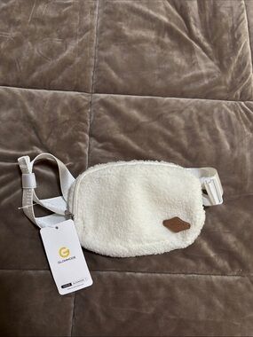 GLOWMODE Cream Sherpa Fanny Pack